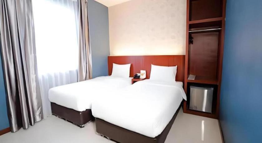 The Crew Hotel Kualanamu International Airport Μεντάν Εξωτερικό φωτογραφία