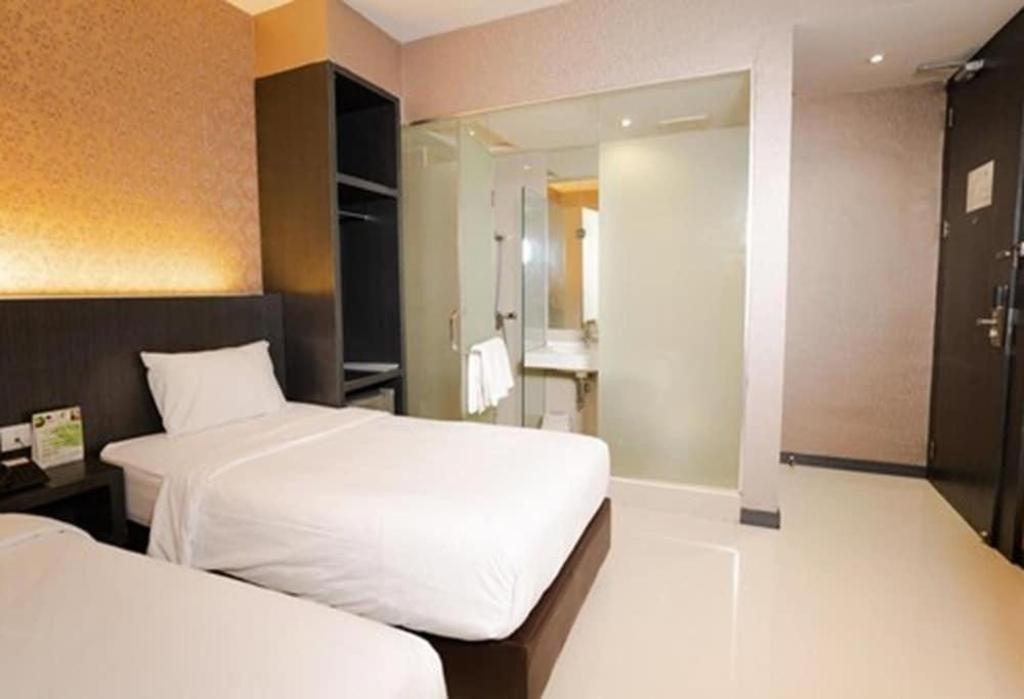 The Crew Hotel Kualanamu International Airport Μεντάν Εξωτερικό φωτογραφία